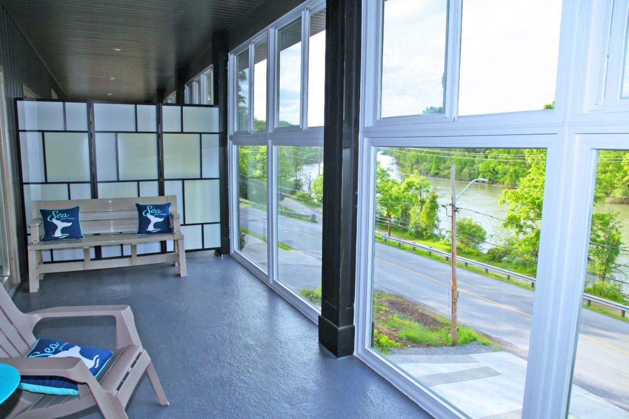 Lily'S House On The 12 Saint Catharines Exterior foto